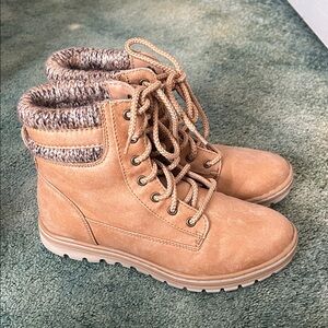 Tan Boots